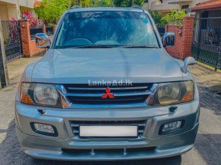 Mitsubishi Montero V75